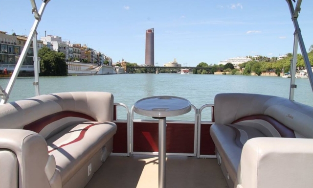  Ledersofas auf dem Boot 